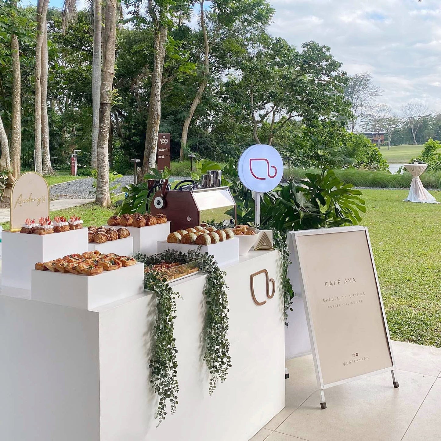 Cafe Aya Coffee, Matcha or Juice PREMIUM CART and Pastry Spread BUNDLE