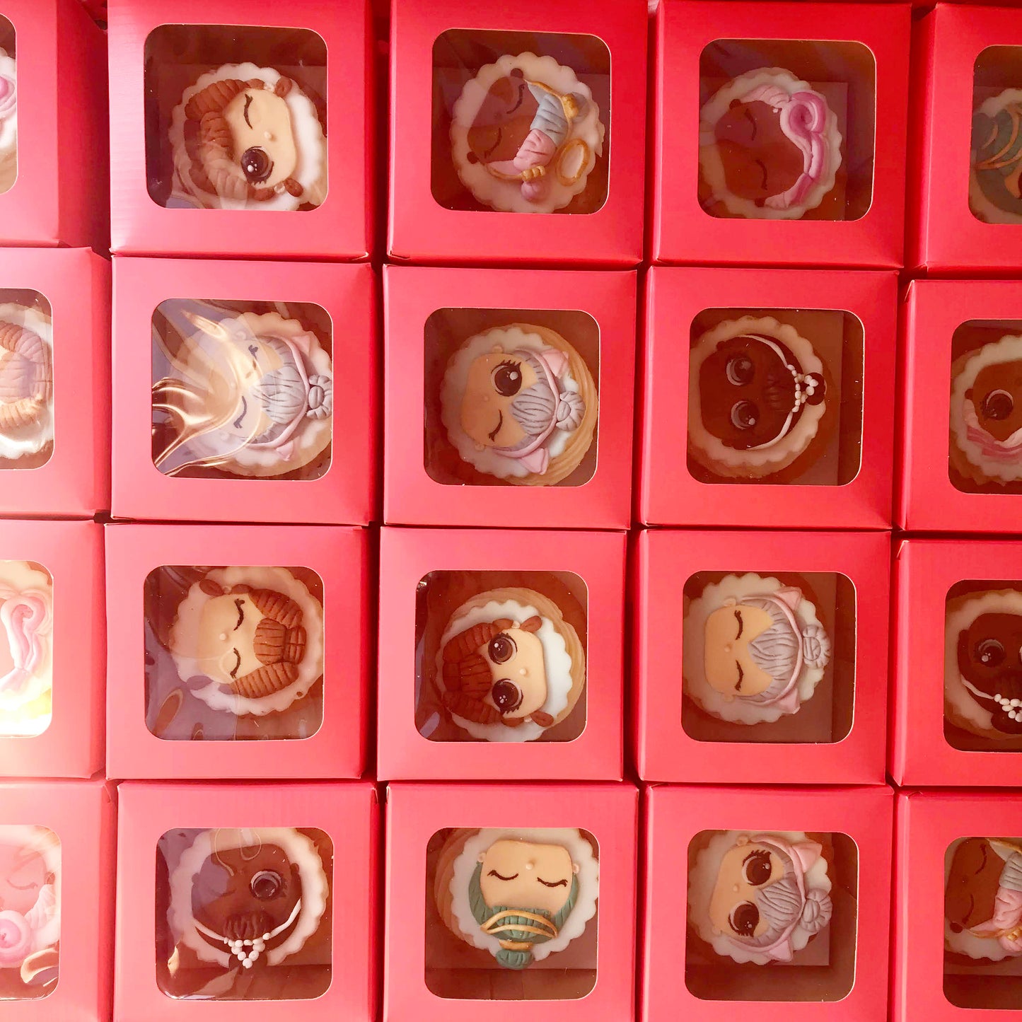 Custom Theme Cupcake Set (1 dozen)