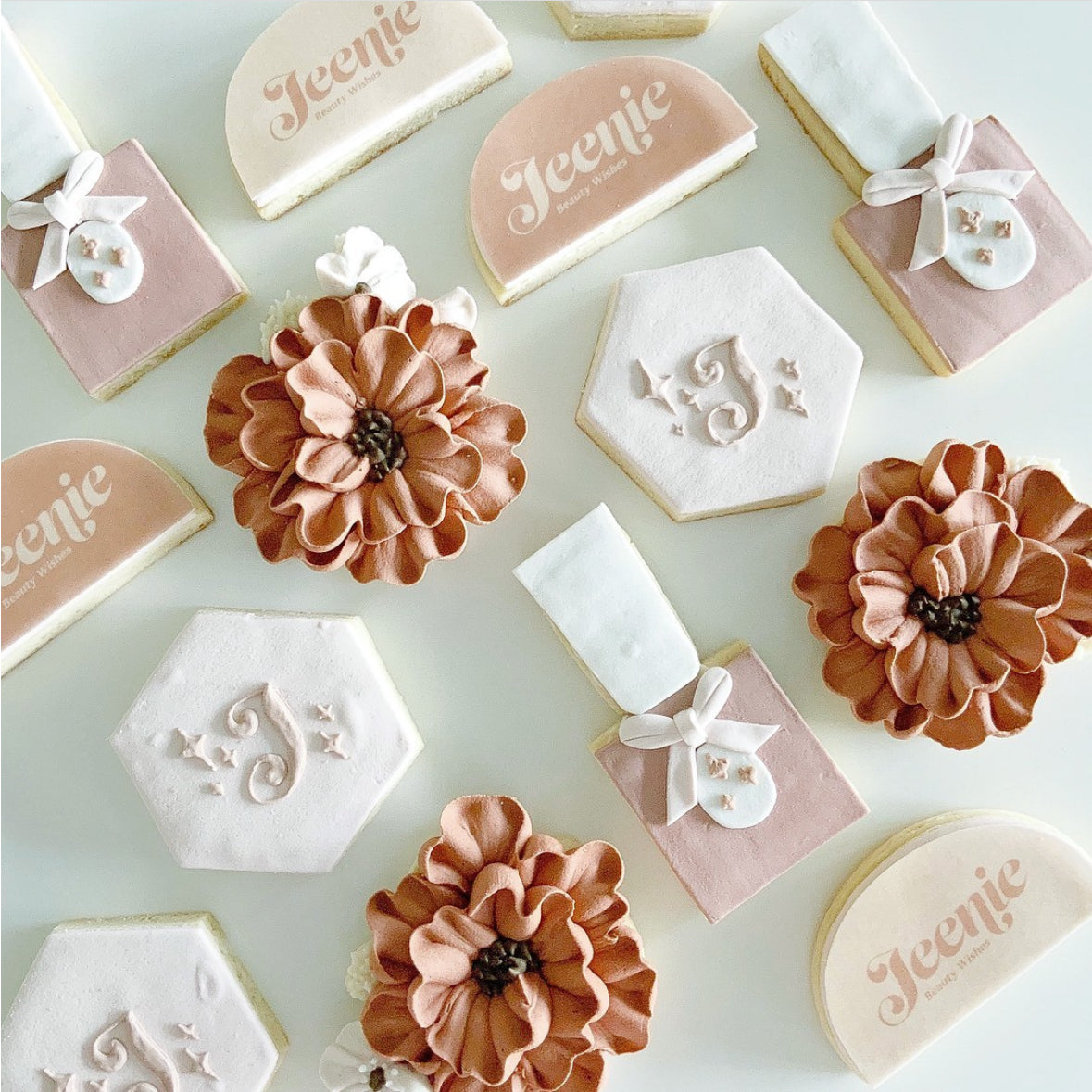 Custom Branded Cookie Set (24pcs)